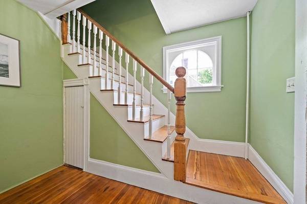 35 Oak Street, Plymouth, MA 02360