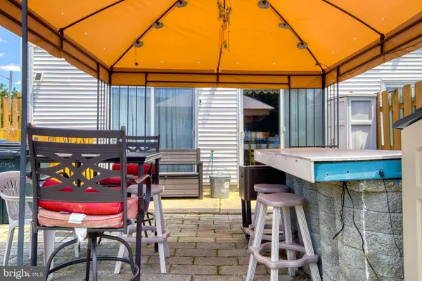 2 NUTMEG DR, Lumberton, NJ 08048