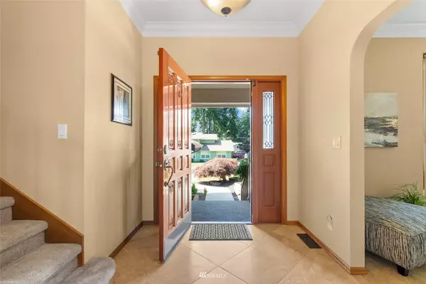 6409 46th Street Ct W, University Place, WA 98466