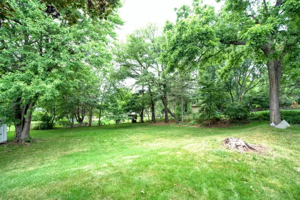 2548 Westview TER, Minnetonka, MN 55305