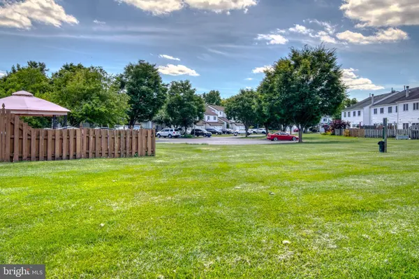 2 NUTMEG DR, Lumberton, NJ 08048