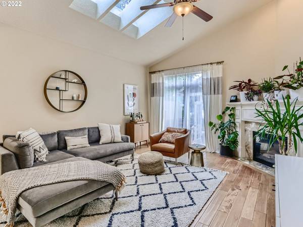 17807 SW ROBERT LN, Beaverton, OR 97078