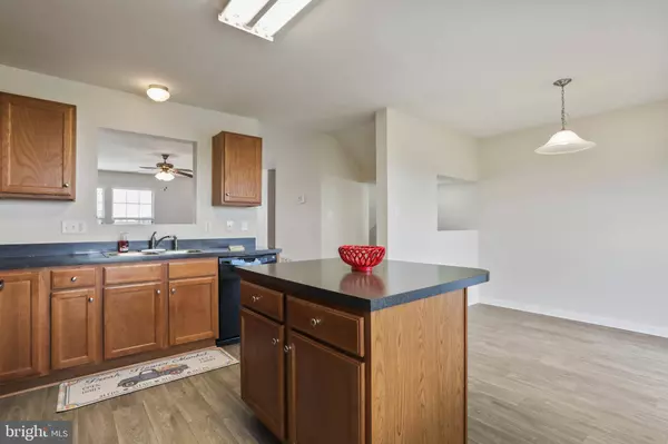 103 DESERT ROSE WAY, Martinsburg, WV 25404