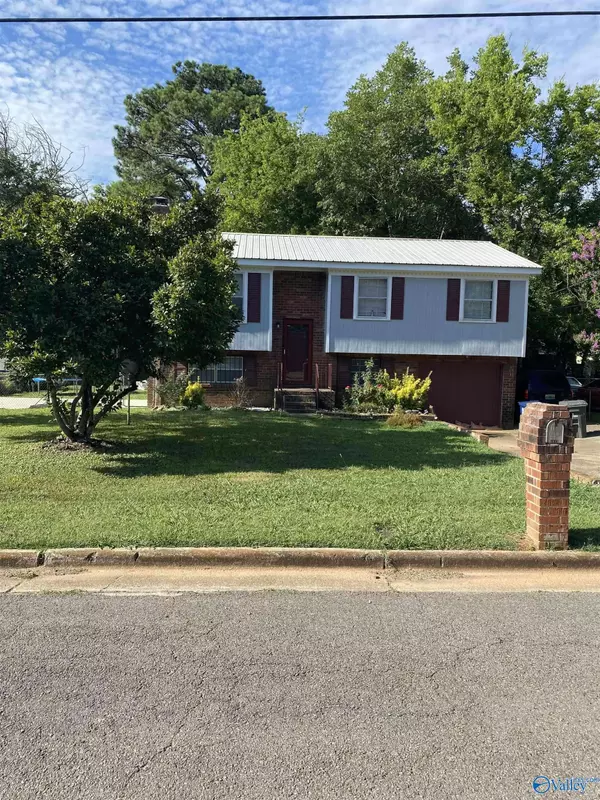 3613 Judd Avenue NW, Huntsville, AL 35810