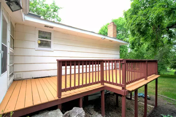 2548 Westview TER, Minnetonka, MN 55305