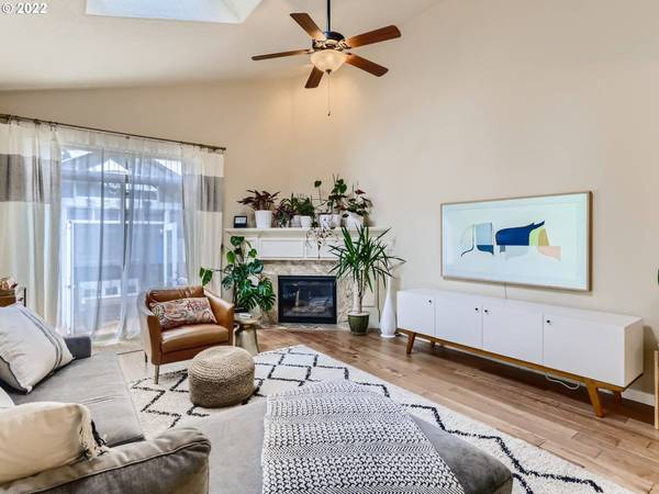17807 SW ROBERT LN, Beaverton, OR 97078