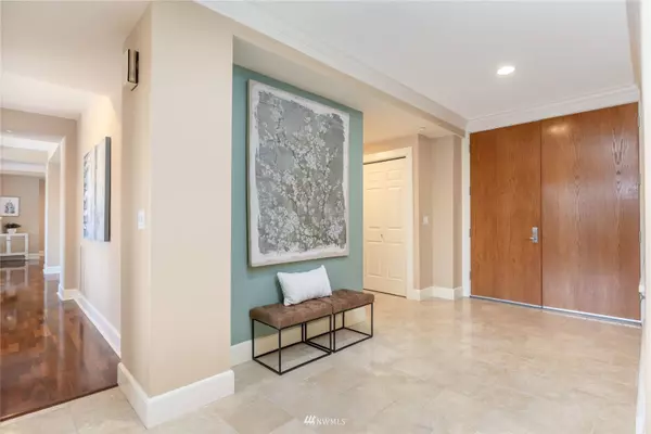 10047 Main ST #309, Bellevue, WA 98004