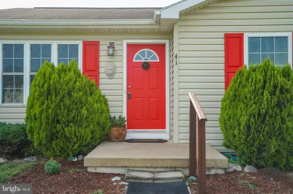41 ORION PL, Martinsburg, WV 25404