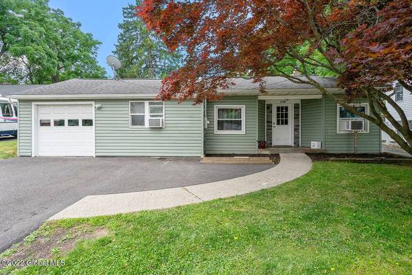 704 New Salem rd, Voorheesville, NY 12186