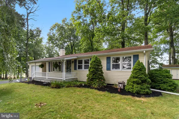 16 LEPPO RD, Westminster, MD 21158