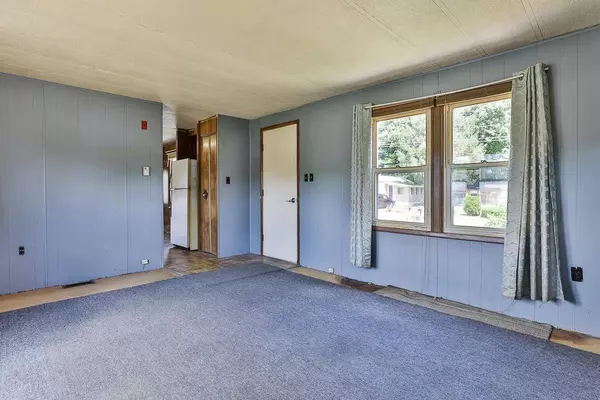 9 Nottingwood LN, Merrimack, NH 03054