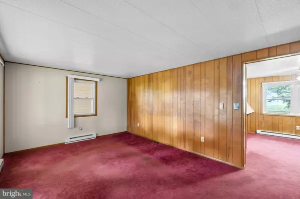 16 LEPPO RD, Westminster, MD 21158