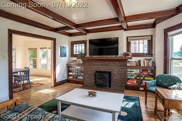 1701 VIRGINIA PARK Street, Detroit, MI 48206