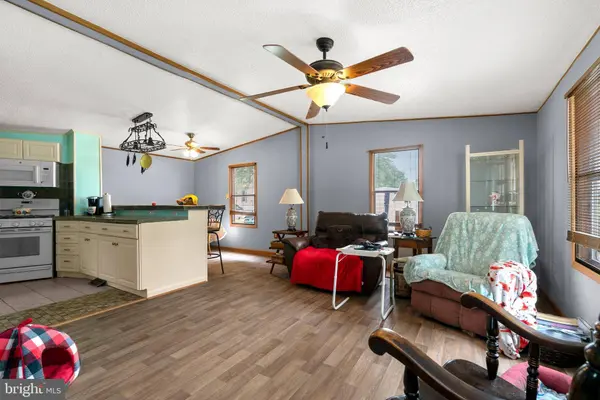 4311 RIDGE DR, Mount Airy, MD 21771