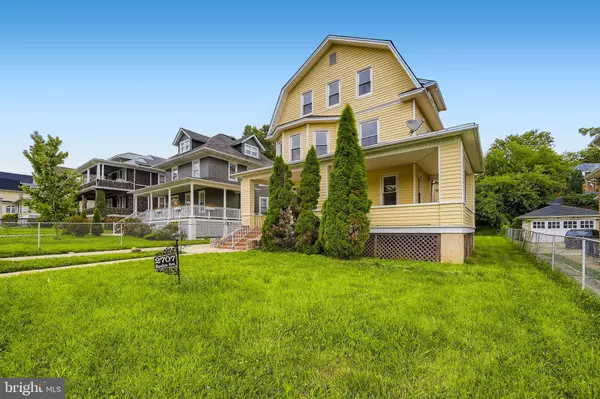 2707 ROSLYN AVE, Baltimore, MD 21216