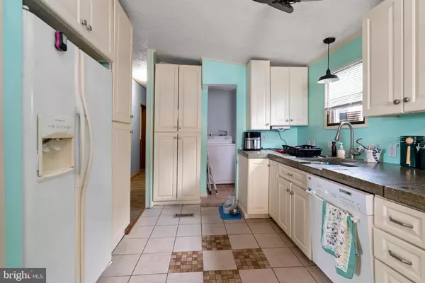 4311 RIDGE DR, Mount Airy, MD 21771