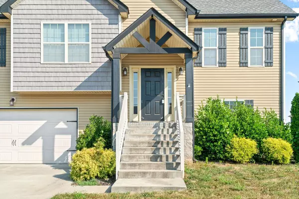 2342 Button Dr, Clarksville, TN 37040