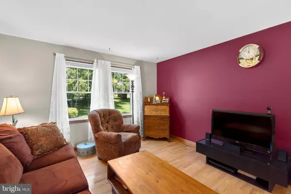 4210 WOLF HILL DR, Hampstead, MD 21074