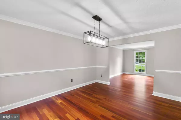 4105 BRITTANY DR, Ellicott City, MD 21043