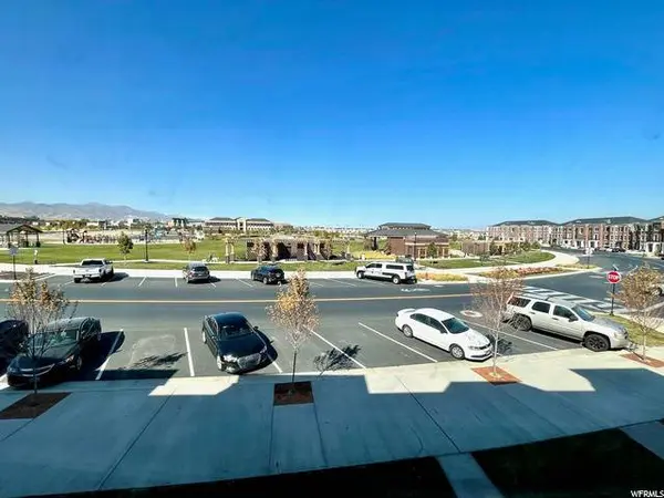 5208 W CANNAVALE DR #D201, Herriman, UT 84096