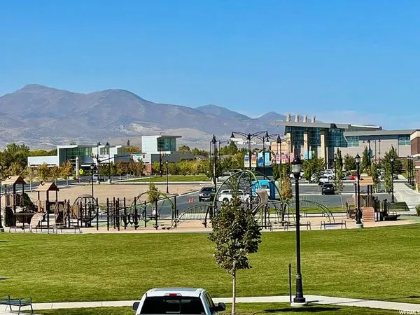 5208 W CANNAVALE DR #D201, Herriman, UT 84096