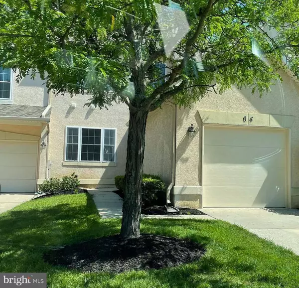 64 BUCKINGHAM PL, Cherry Hill, NJ 08003