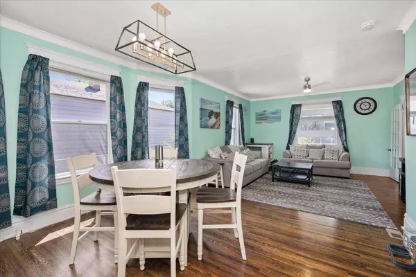 1410 N Wall St, Spokane, WA 99201