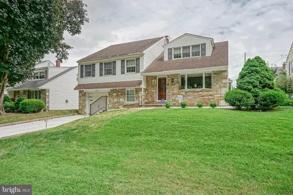 2819 WINCHESTER AVE, Philadelphia, PA 19136