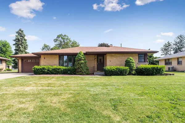 925 Maryville DR, Lockport, IL 60441