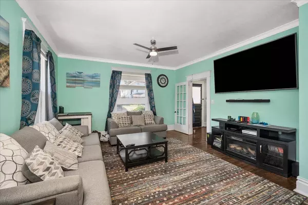 1410 N Wall St, Spokane, WA 99201