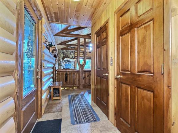 5703 PINE LAKE RD, Sugar Camp, WI 54501
