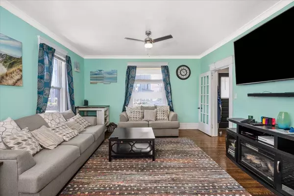 1410 N Wall St, Spokane, WA 99201