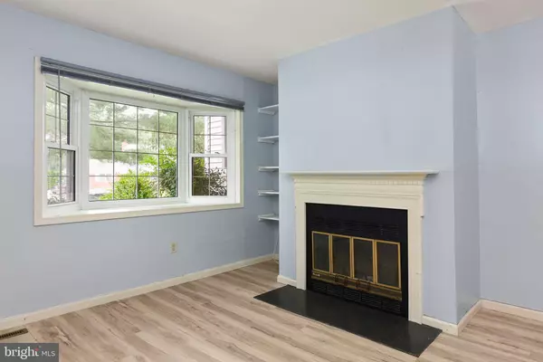 834 WOODCREST DR, Dover, DE 19904