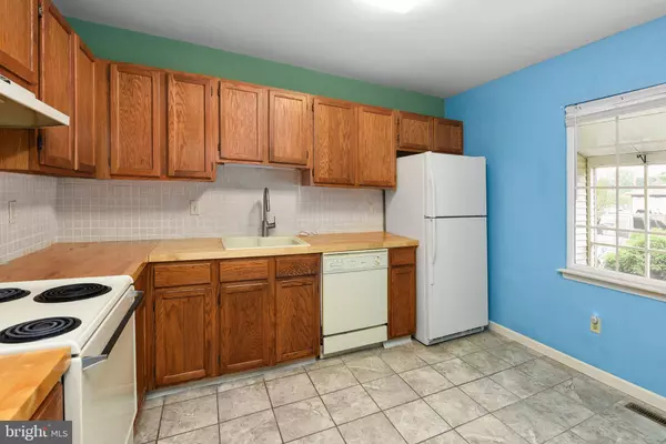 834 WOODCREST DR, Dover, DE 19904