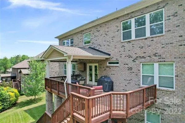 401 Waterlynn RD, Mooresville, NC 28115