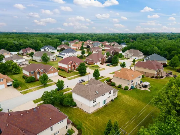 15165 Woodland Drive, South Holland, IL 60473