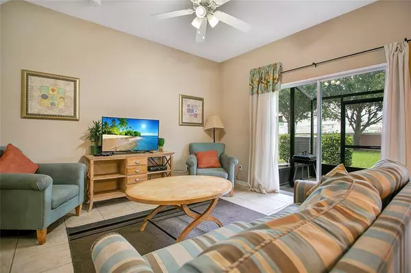 2412 CARAVELLE CIR, Kissimmee, FL 34746