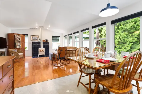 1804 Silver Beach RD, Bellingham, WA 98229