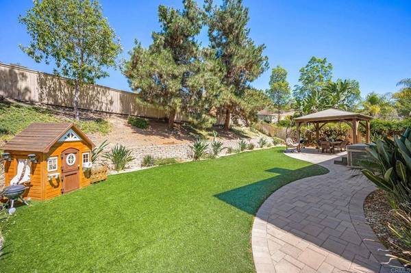 707 Via Barquero, San Marcos, CA 92069