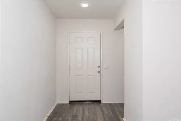 2185 Amaryllis CT, Mentone, CA 92359