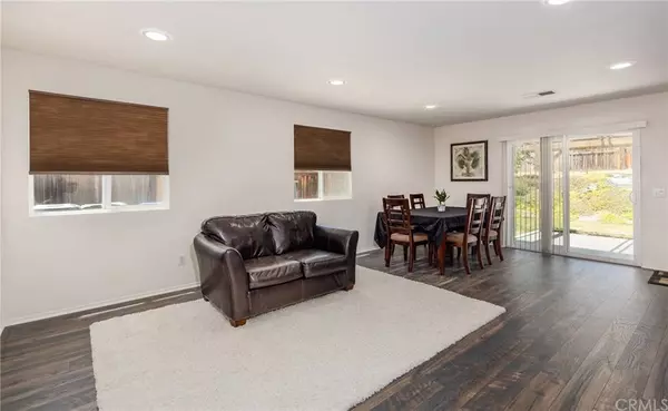 2185 Amaryllis CT, Mentone, CA 92359