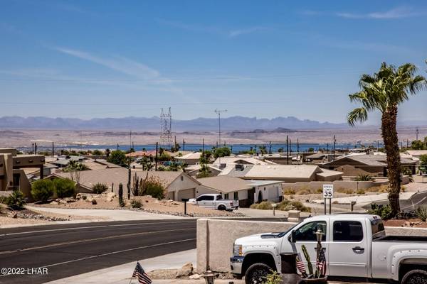 3737 Chesapeake Blvd, Lake Havasu City, AZ 86406