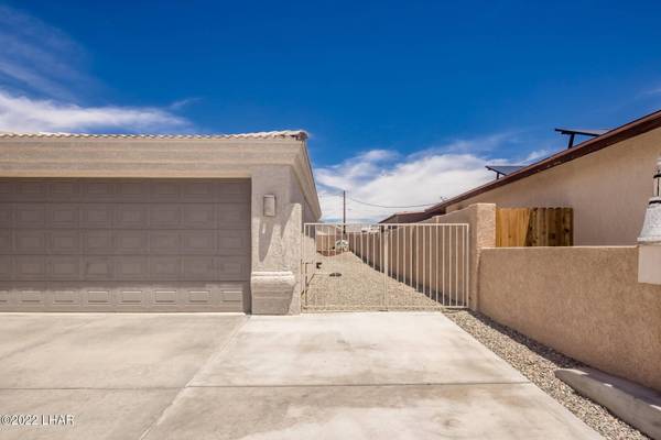 3737 Chesapeake Blvd, Lake Havasu City, AZ 86406