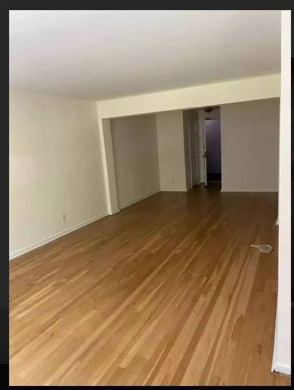 Scarsdale Ave #2bed 2 bath