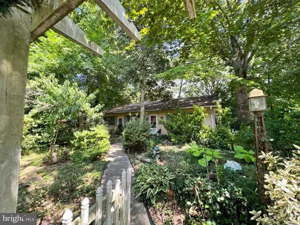 24219 BEAVER DAM DR, Seaford, DE 19973