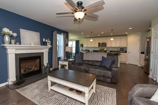 1647 Shetland LN, Yorkville, IL 60560