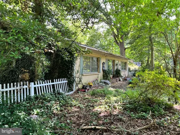 24219 BEAVER DAM DR, Seaford, DE 19973