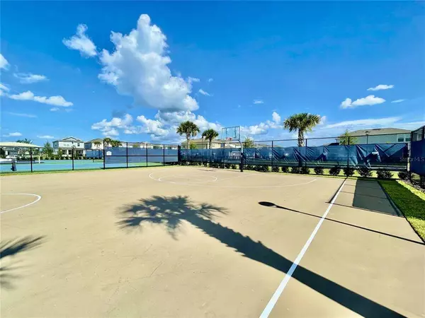 10315 FOLLY BEACH RD, Orlando, FL 32827