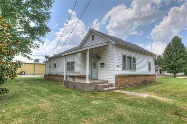 1004 E 6TH ST, Galena, KS 66739