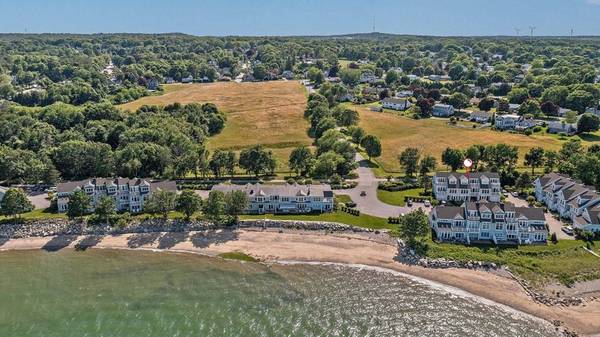 60 Robbins Rd #25, Plymouth, MA 02360